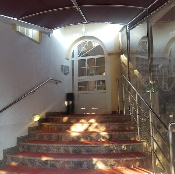 فندق Art Depandansa