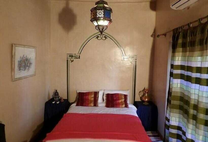 فندق Bassatine Skoura