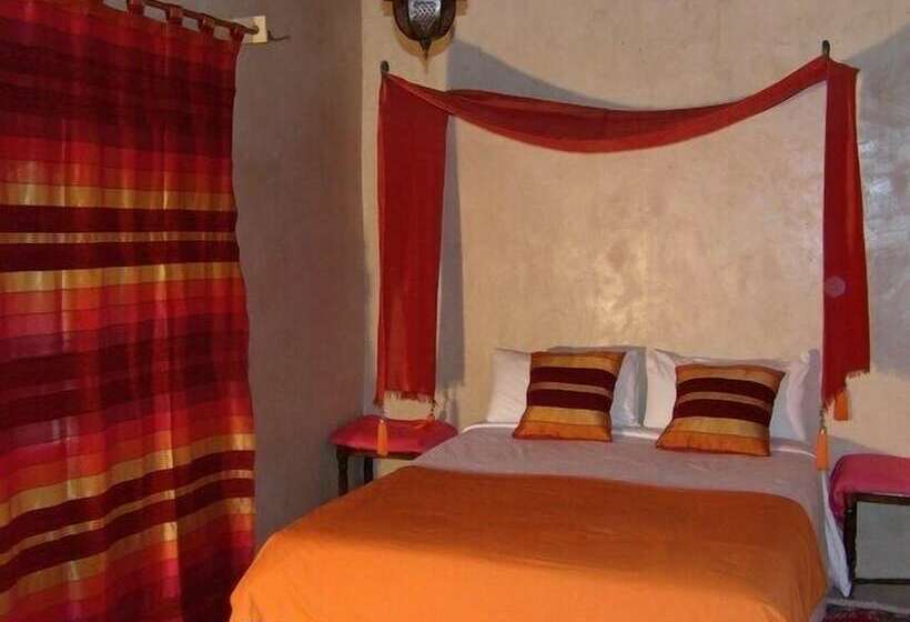 فندق Bassatine Skoura