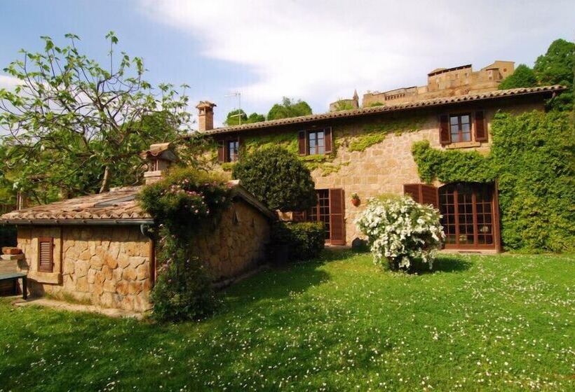 هتل B&b Casaselita