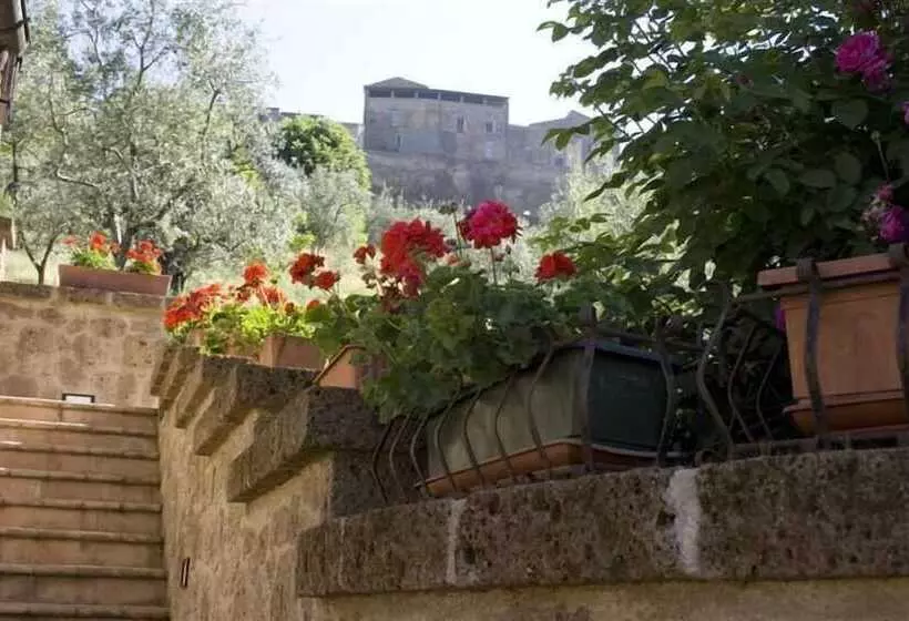هتل B&b Casaselita