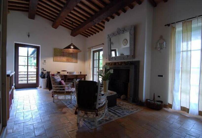 هتل B&b Casaselita