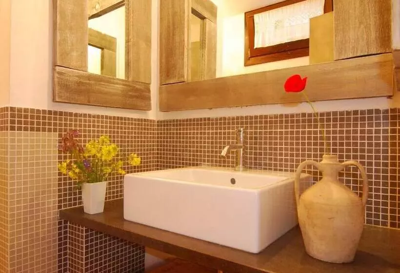 هتل B&b Casaselita