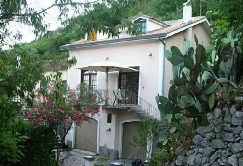 ホテル B&b La Costa