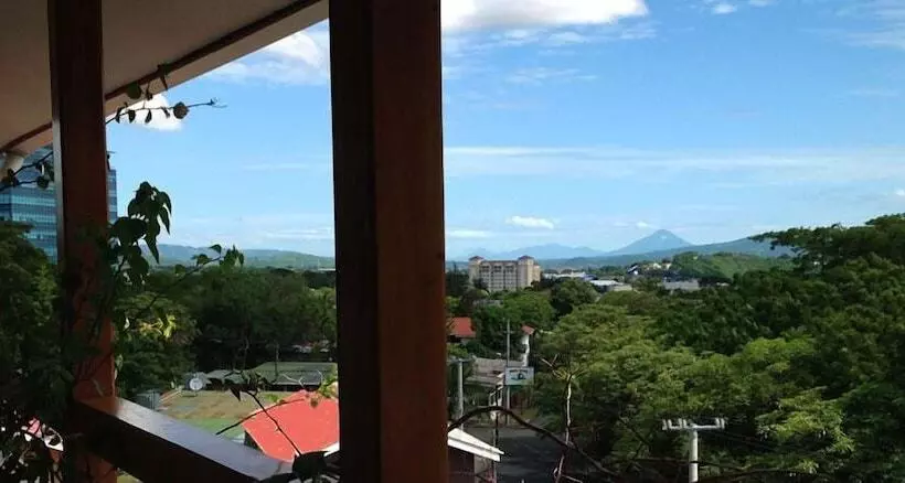هتل Central Park Managua