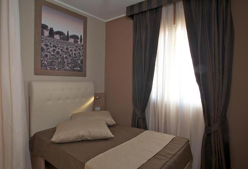 فندق C'era Una Volta