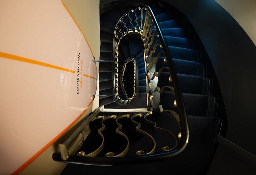 The Glam Boutique Hotel & Apt