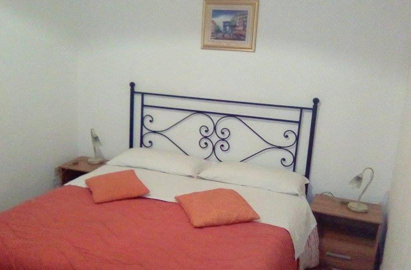 酒店 Graziella Rooms And Apartments