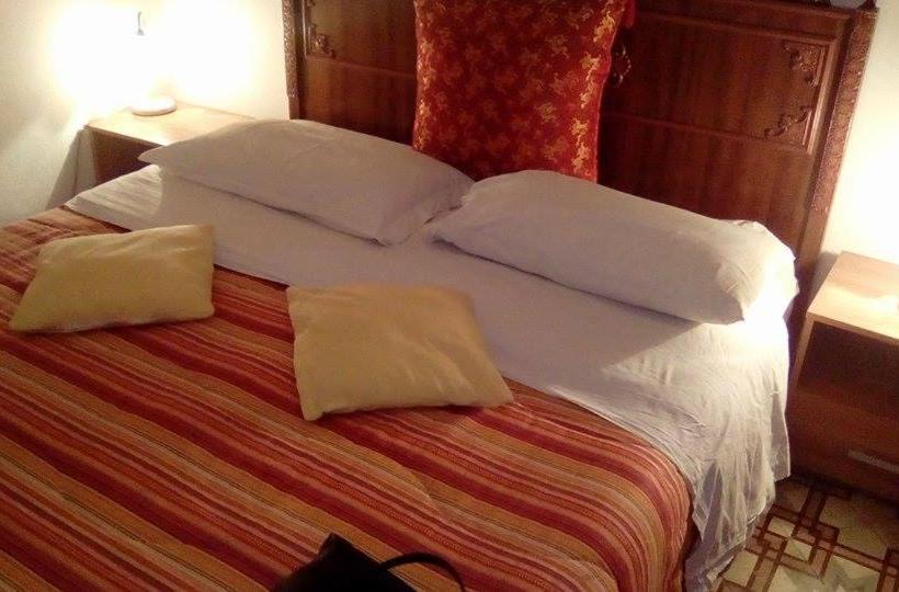 酒店 Graziella Rooms And Apartments