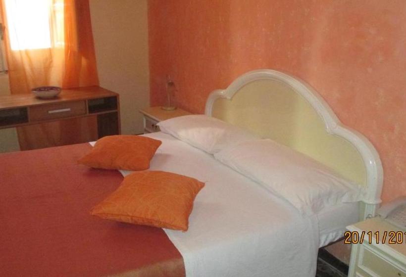 酒店 Graziella Rooms And Apartments