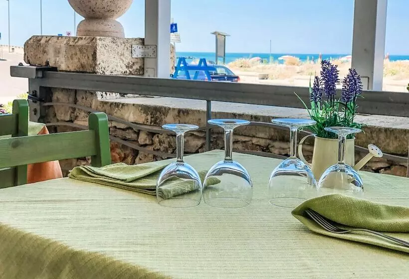 هتل I Colori Del Mare
