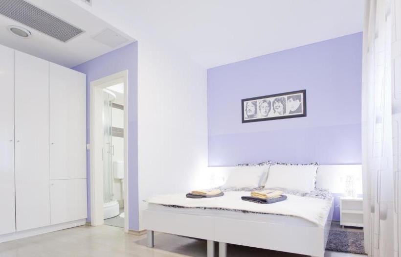 בית מלון כפרי Lux B&b