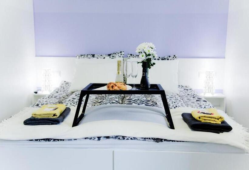 בית מלון כפרי Lux B&b