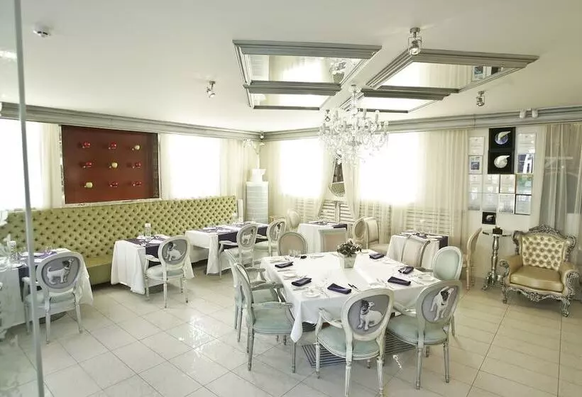 Boutique Hotel Mama