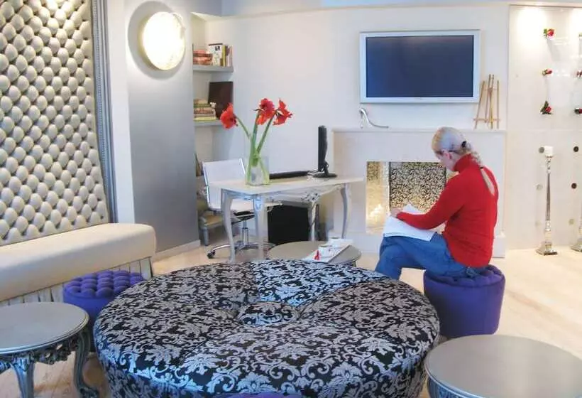 Boutique Hotel Mama