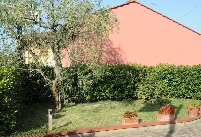 酒店 Marinetta Bed & Breakfast