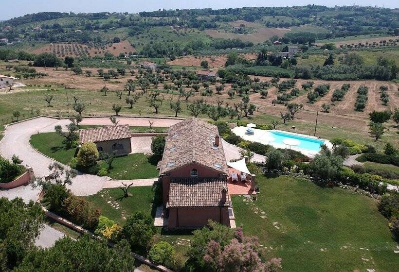 ホテル Nontiscordardimé B&b Villa Agriturismo