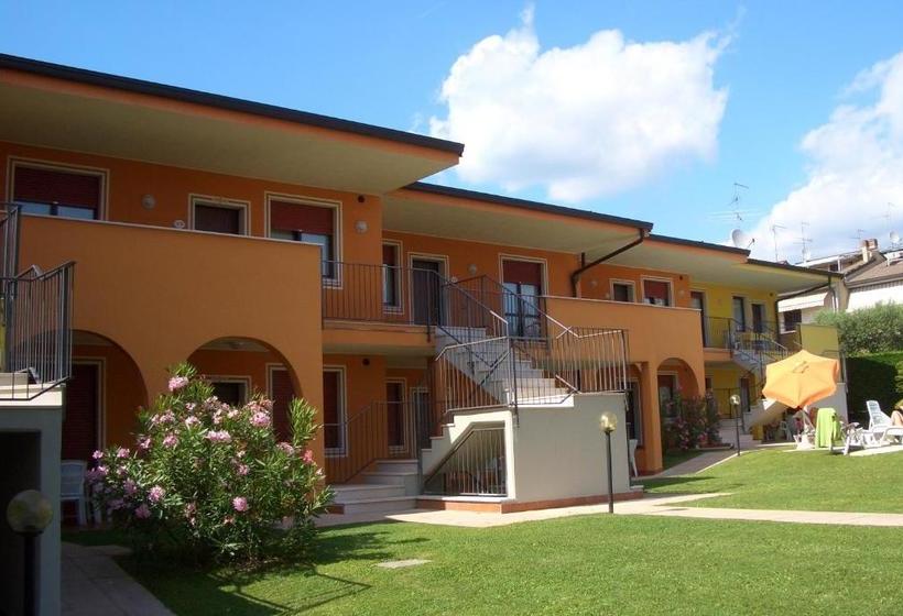 בית מלון כפרי Meridiana Residence