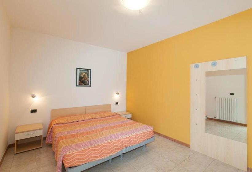 בית מלון כפרי Meridiana Residence