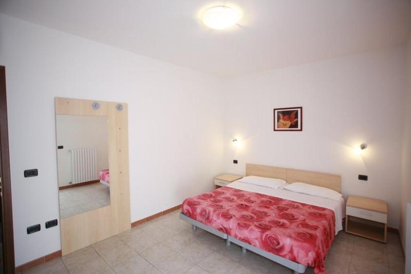 בית מלון כפרי Meridiana Residence