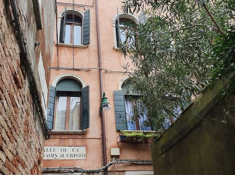 هتل Residenza Degli Angeli