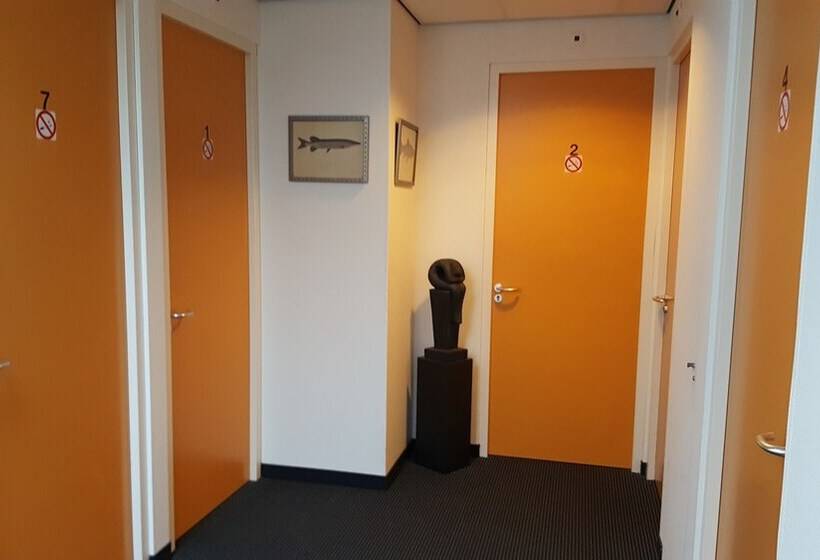 Отель Restaurant Lakeside