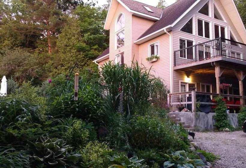 ホテル The Guest House At Eugenia Falls