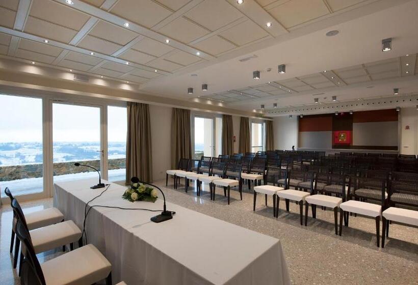 فندق Villa Del Poggio Prosecco Bike