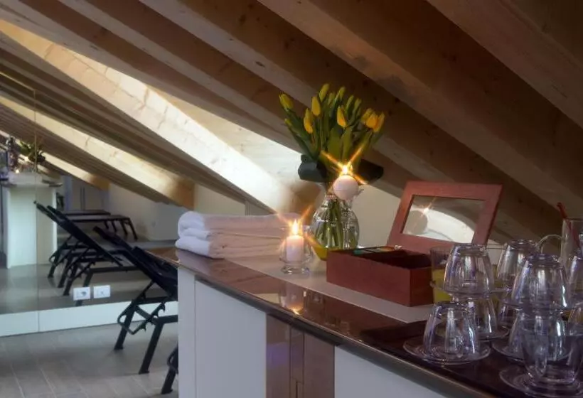 ホテル Villa Del Poggio Prosecco Bike