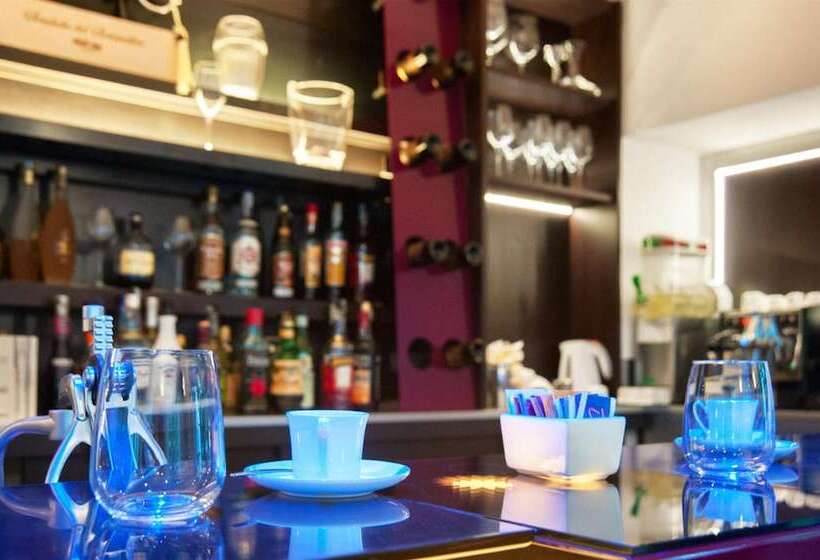 هتل Villa Maria Cristina