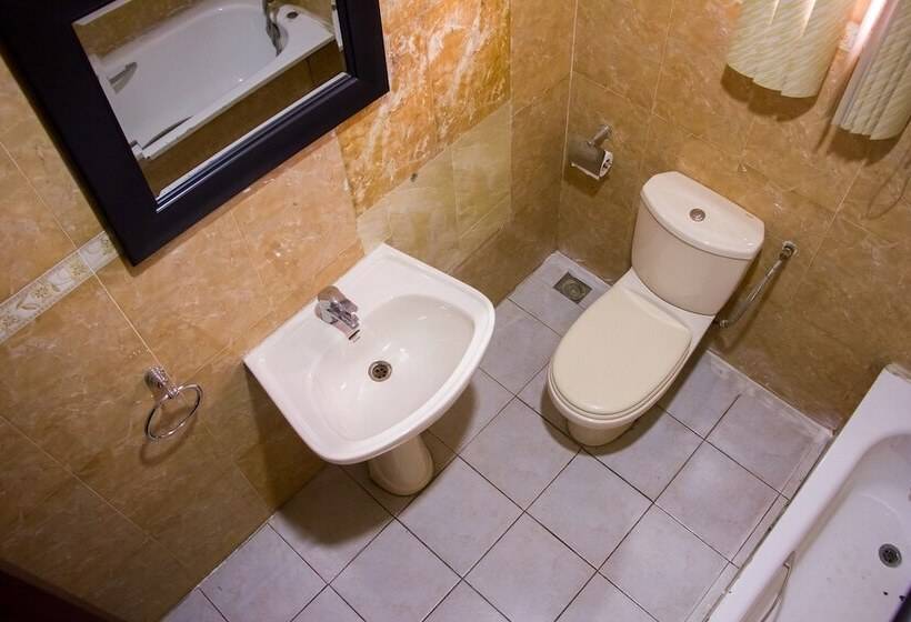 هتل Tivoli Residence & Bar