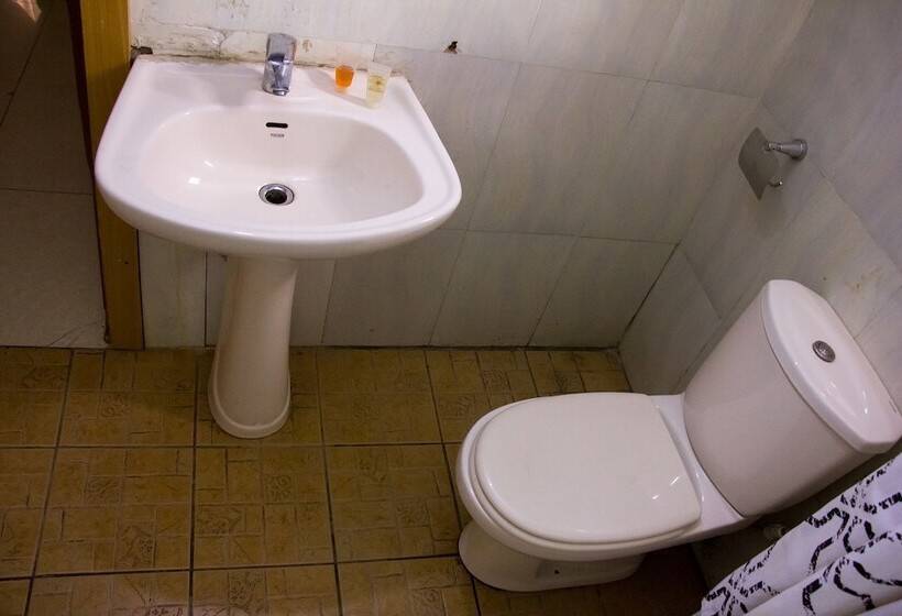 هتل Tivoli Residence & Bar