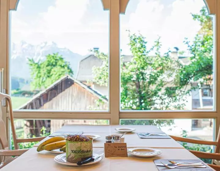 ホテル Alpenhof