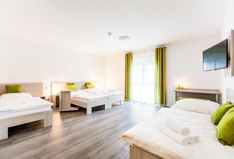 Отель Anna Hilden