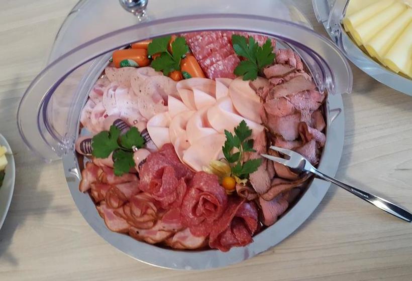 Отель Anna Hilden