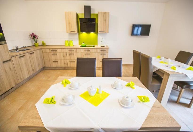 Отель Anna Hilden