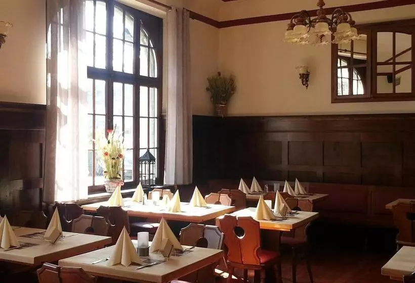 Hotelli Brauhaus Manforter Hof