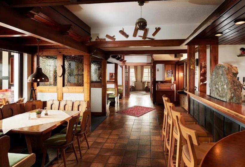 Отель Gasthof Zum Hobel