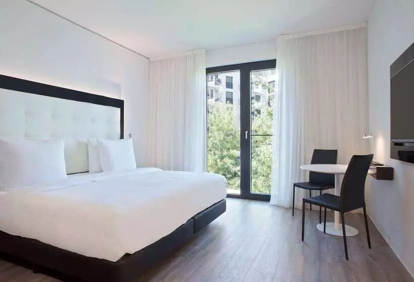 Hotelli Innside By Meliá Frankfurt Ostend