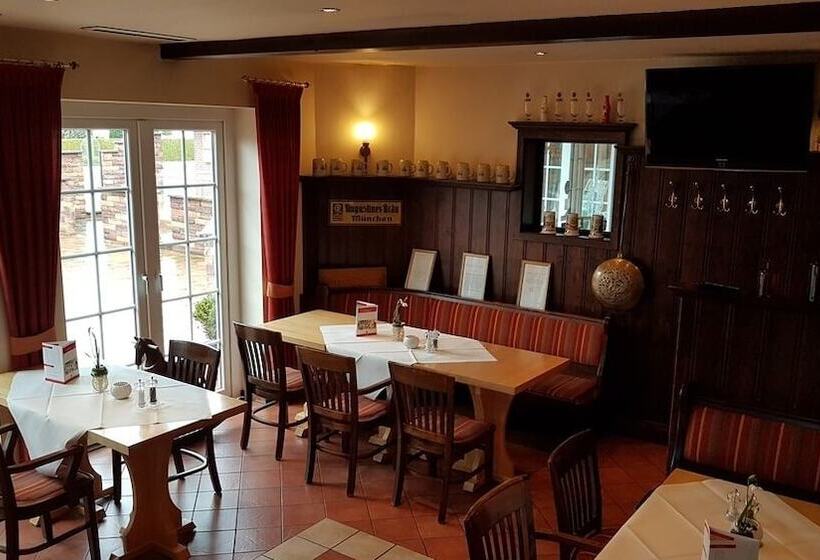 فندق Landhaus Feyen