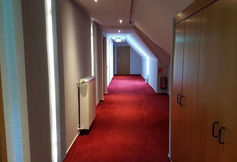 فندق Landhaus Feyen