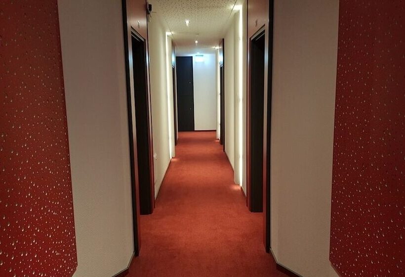 فندق Landhaus Feyen