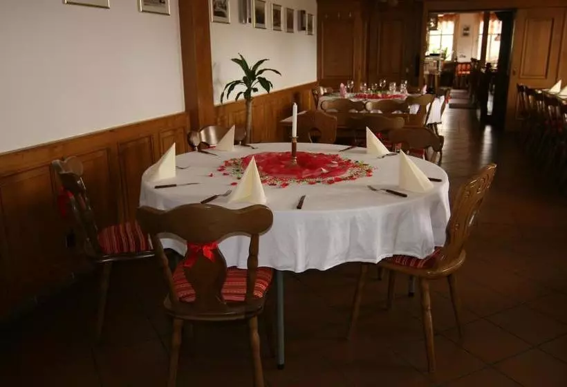 ホテル Lindenhof