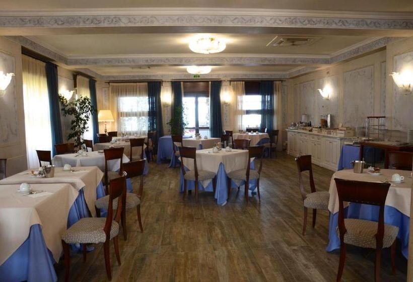 Отель Lugana Parco Al Lago