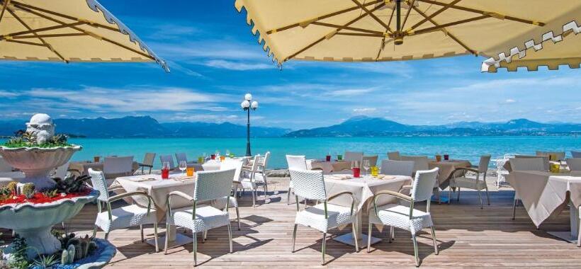 Отель Lugana Parco Al Lago