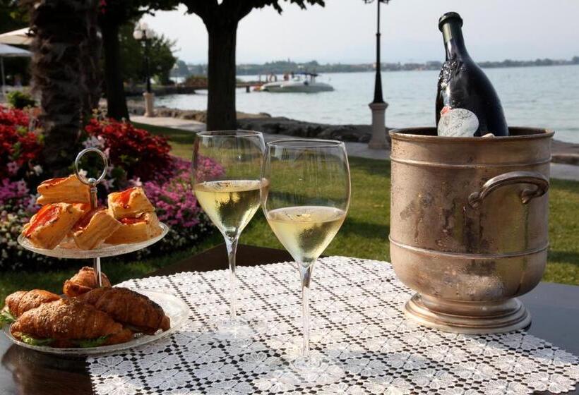 Отель Lugana Parco Al Lago