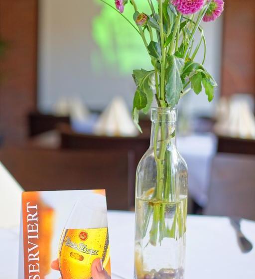 ホテル Neuberliner Hof Nordhorn Gmbh