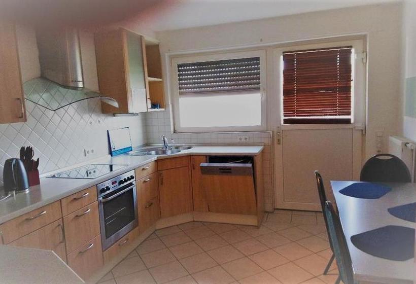 ホテル Neuberliner Hof Nordhorn Gmbh