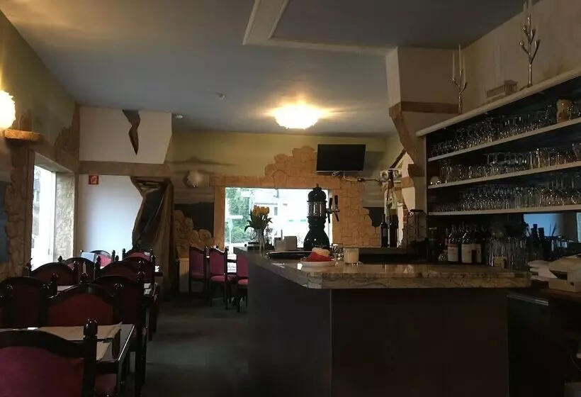 Hotelli Pension Akropolis
