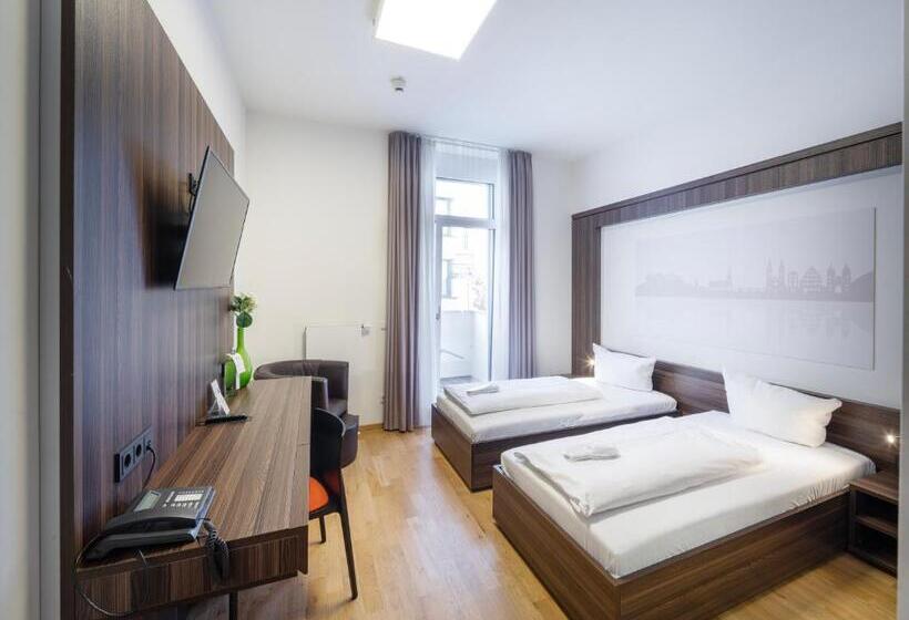 Sevendays Hotel Boardinghouse